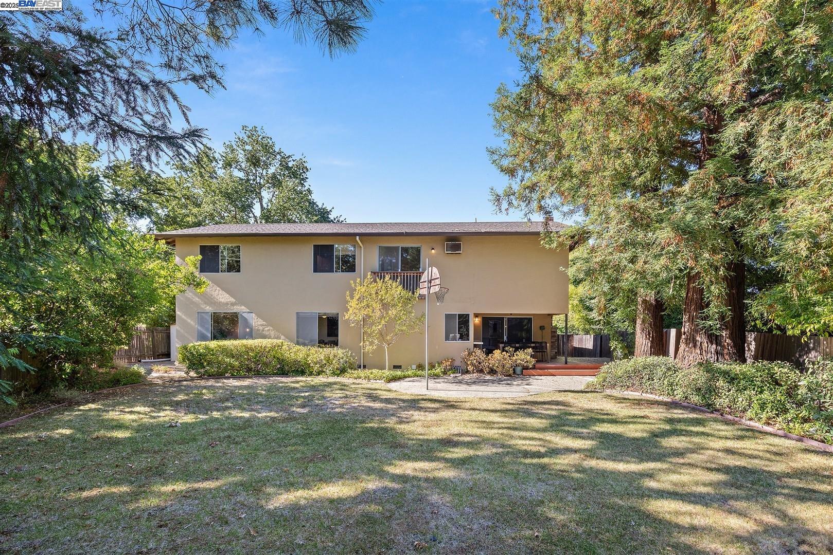 2175 Lariat Ln, Walnut Creek, California 94596, 5 Bedrooms Bedrooms, 10 Rooms Rooms,3 BathroomsBathrooms,Residential,For Sale,2175 Lariat Ln,41106434