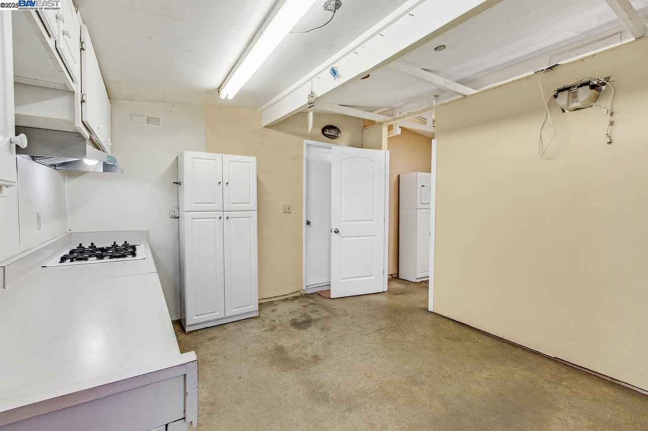 4421 Cahill St, Fremont, California 94538, 4 Bedrooms Bedrooms, 7 Rooms Rooms,3 BathroomsBathrooms,Residential,For Sale,4421 Cahill St,41106435