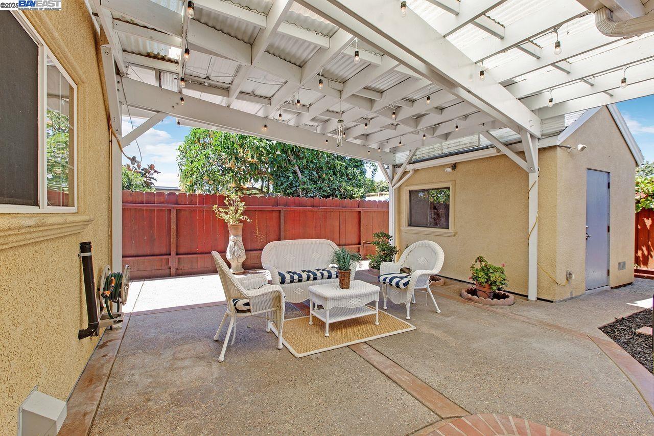 4421 Cahill St, Fremont, California 94538, 4 Bedrooms Bedrooms, 7 Rooms Rooms,3 BathroomsBathrooms,Residential,For Sale,4421 Cahill St,41106435