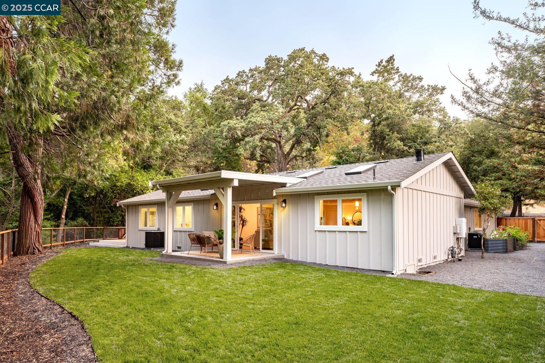 706 St Marys Road, Lafayette, California 94549, 4 Bedrooms Bedrooms, 7 Rooms Rooms,4 BathroomsBathrooms,Residential,For Sale,706 St Marys Road,41106437