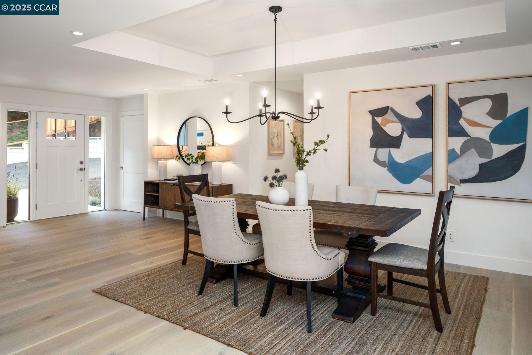 Detail Gallery Image 8 of 34 For 706 St Marys Road, Lafayette,  CA 94549 - 4 Beds | 4/1 Baths