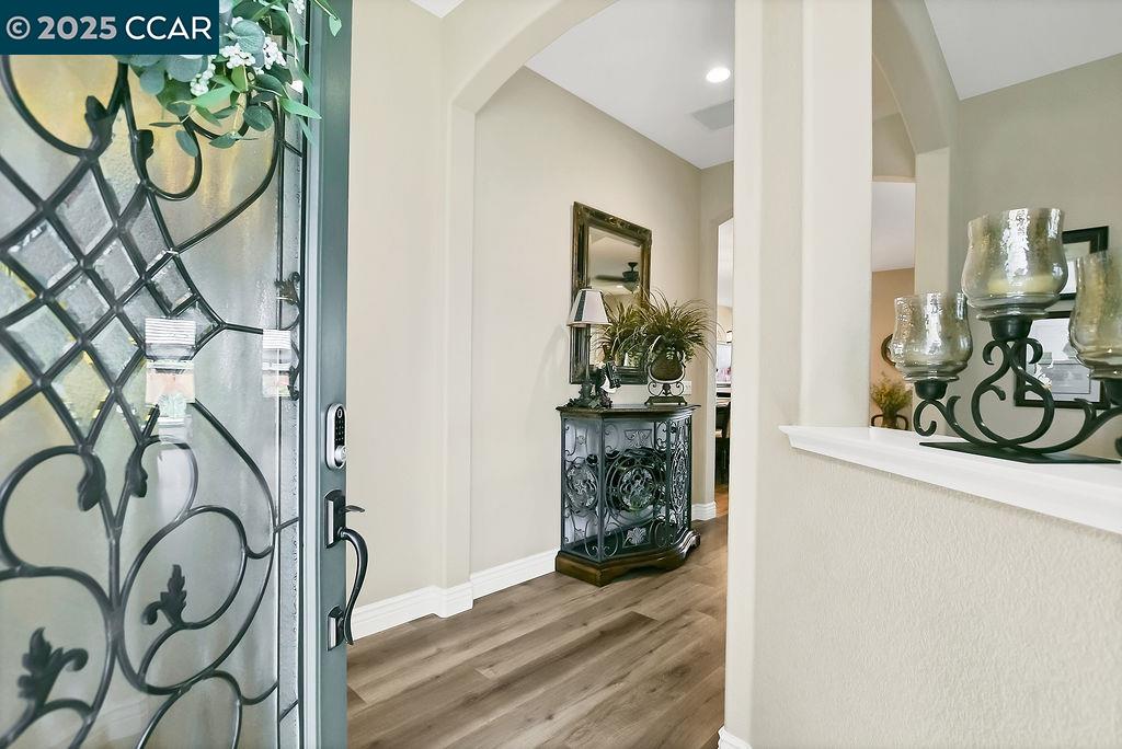 1927 Burgundy Ln, Brentwood, California 94513, 2 Bedrooms Bedrooms, 10 Rooms Rooms,2 BathroomsBathrooms,Residential,For Sale,1927 Burgundy Ln,41106441