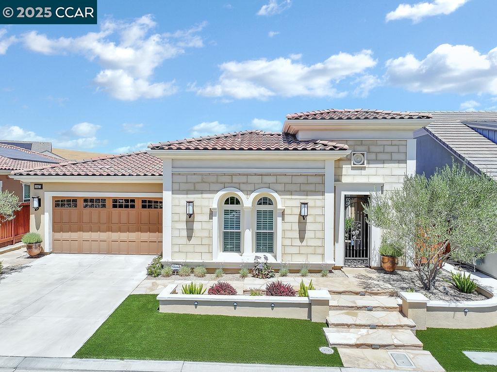 1927 Burgundy Ln, Brentwood, California 94513, 2 Bedrooms Bedrooms, 10 Rooms Rooms,2 BathroomsBathrooms,Residential,For Sale,1927 Burgundy Ln,41106441