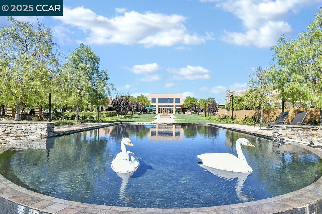 1927 Burgundy Ln, Brentwood, California 94513, 2 Bedrooms Bedrooms, 10 Rooms Rooms,2 BathroomsBathrooms,Residential,For Sale,1927 Burgundy Ln,41106441