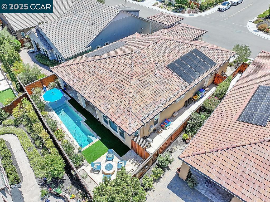 1927 Burgundy Ln, Brentwood, California 94513, 2 Bedrooms Bedrooms, 10 Rooms Rooms,2 BathroomsBathrooms,Residential,For Sale,1927 Burgundy Ln,41106441
