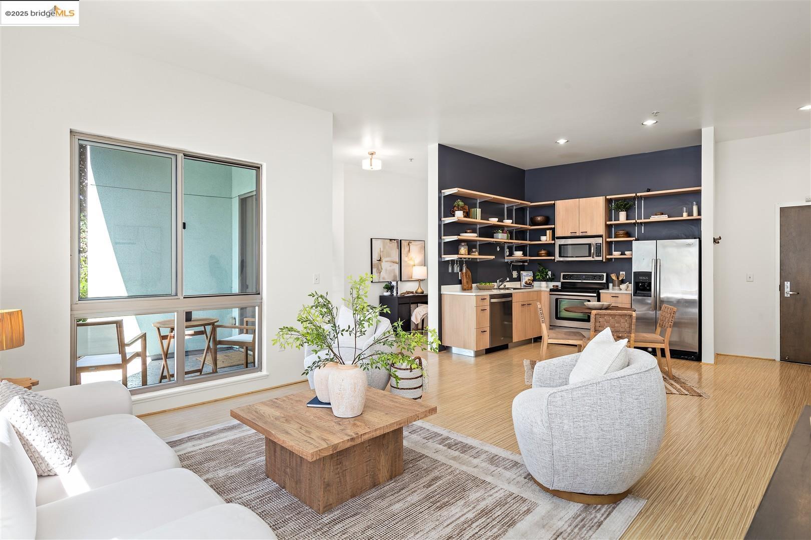 MLS: 41106442 Condo For Sale