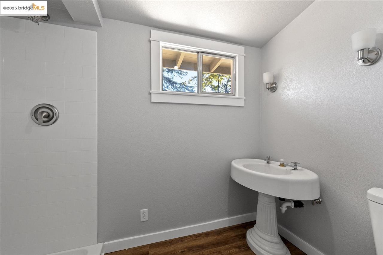 20370 E Walnut, Sonora, California 95370, 4 Bedrooms Bedrooms, 12 Rooms Rooms,3 BathroomsBathrooms,Residential,For Sale,20370 E Walnut,41106443