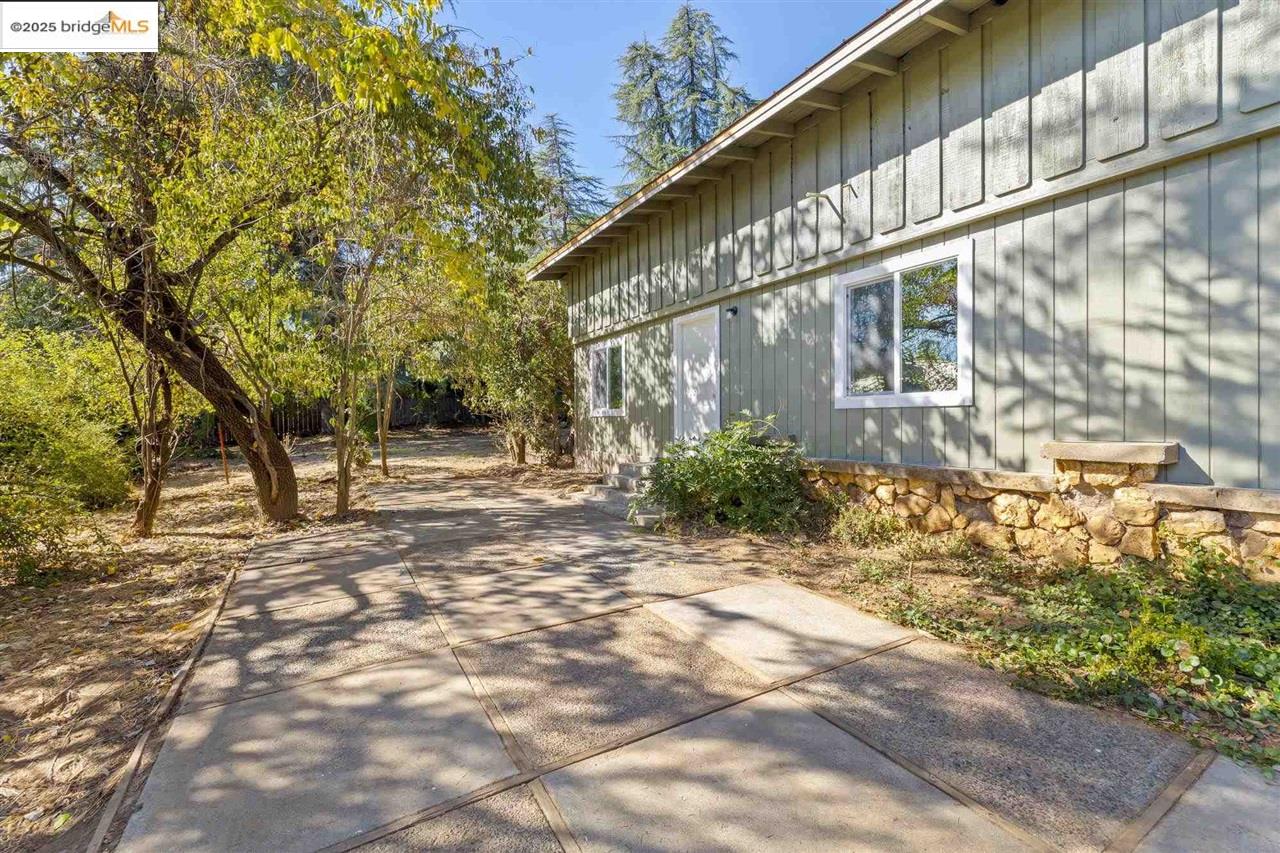 20370 E Walnut, Sonora, California 95370, 4 Bedrooms Bedrooms, 12 Rooms Rooms,3 BathroomsBathrooms,Residential,For Sale,20370 E Walnut,41106443