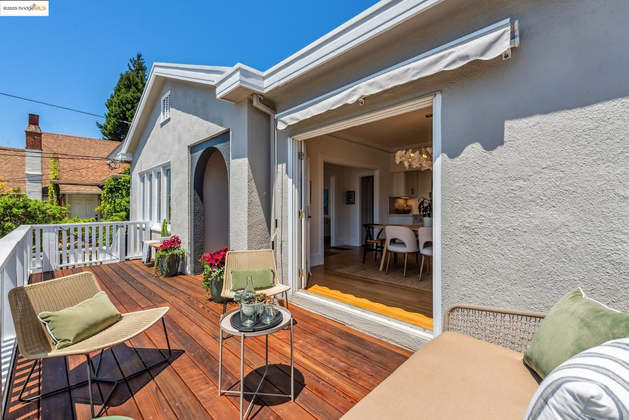 911 San Benito Rd, Berkeley, California 94707, 4 Bedrooms Bedrooms, 7 Rooms Rooms,2 BathroomsBathrooms,Residential,For Sale,911 San Benito Rd,41106445