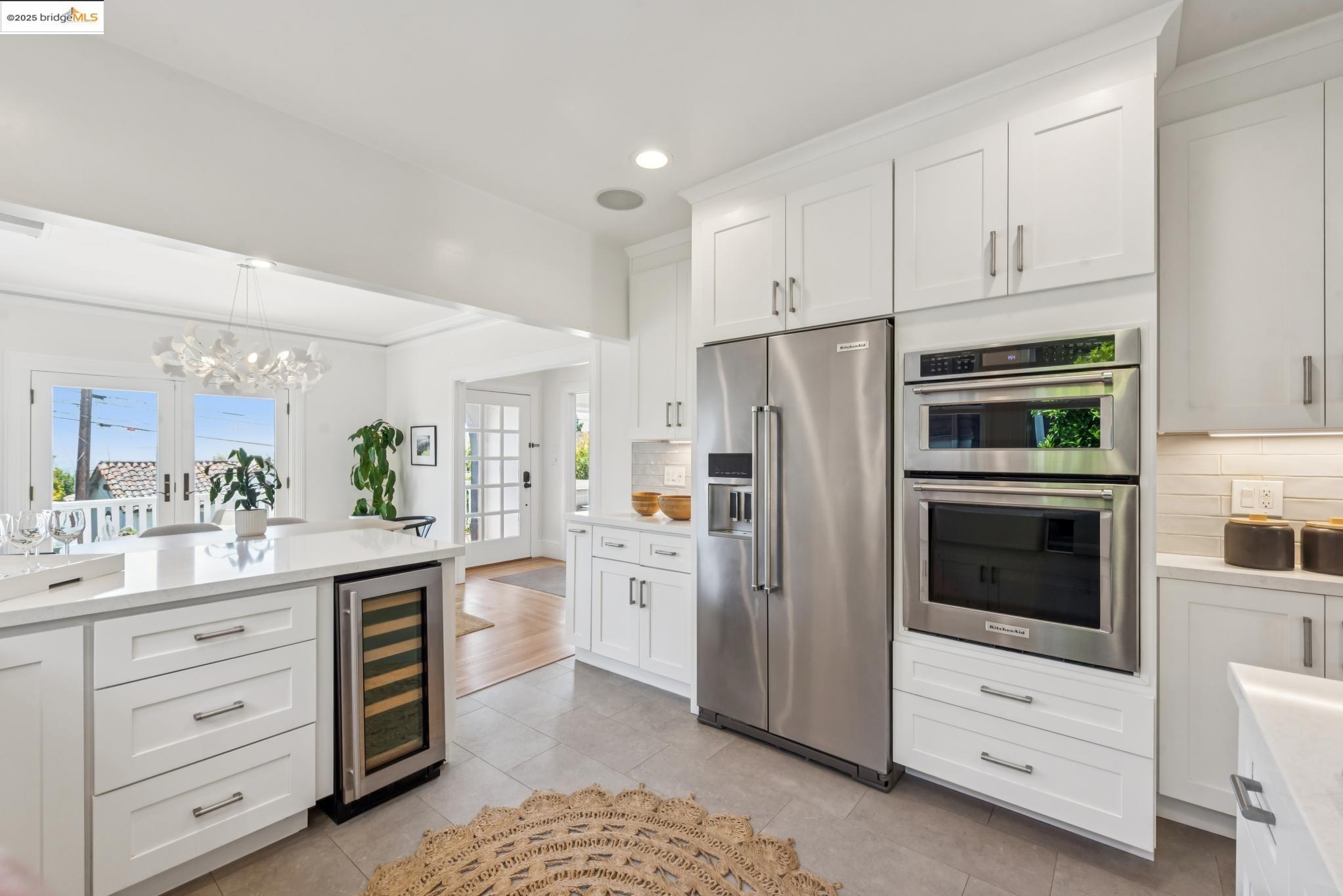 911 San Benito Rd, Berkeley, California 94707, 4 Bedrooms Bedrooms, 7 Rooms Rooms,2 BathroomsBathrooms,Residential,For Sale,911 San Benito Rd,41106445