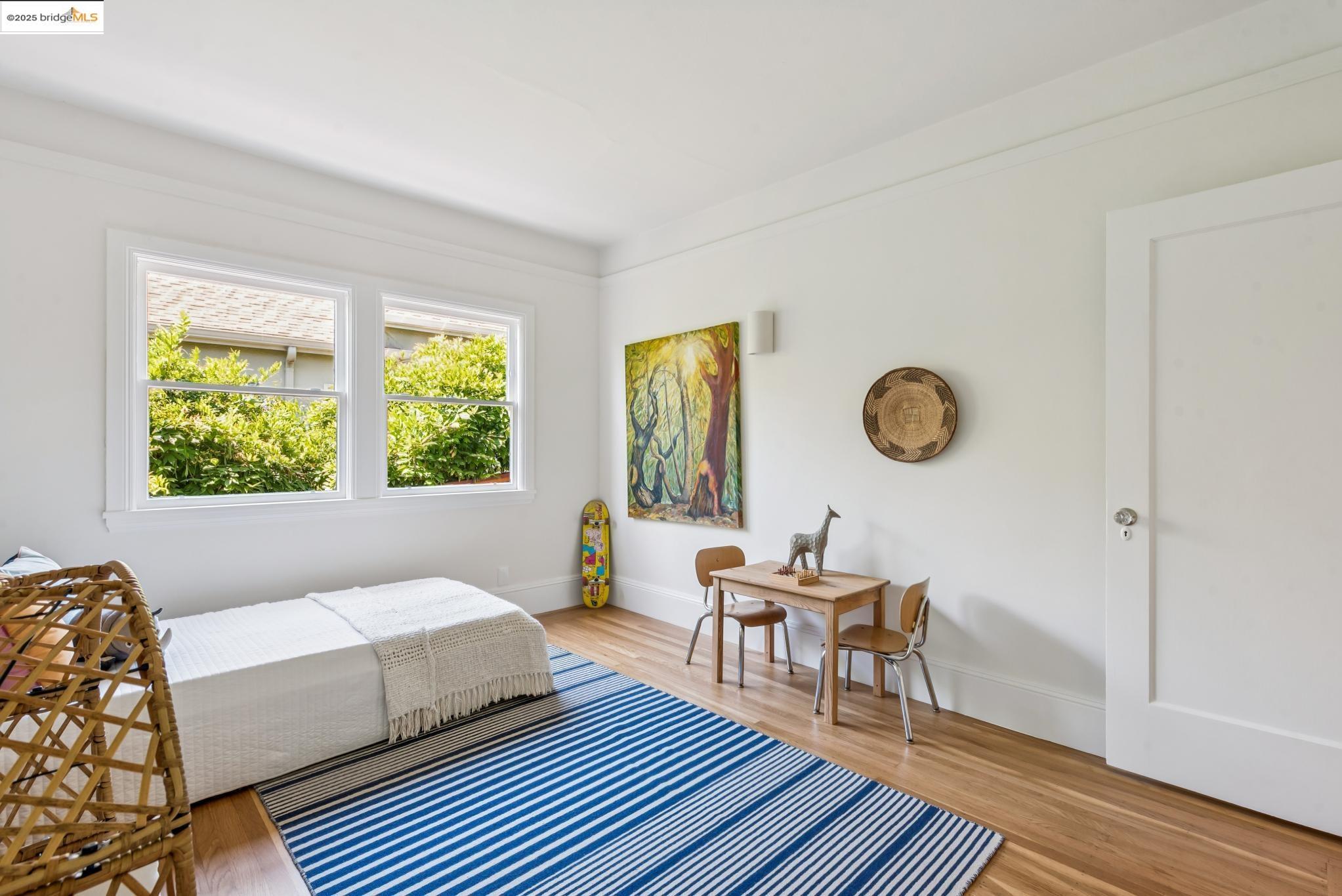 911 San Benito Rd, Berkeley, California 94707, 4 Bedrooms Bedrooms, 7 Rooms Rooms,2 BathroomsBathrooms,Residential,For Sale,911 San Benito Rd,41106445