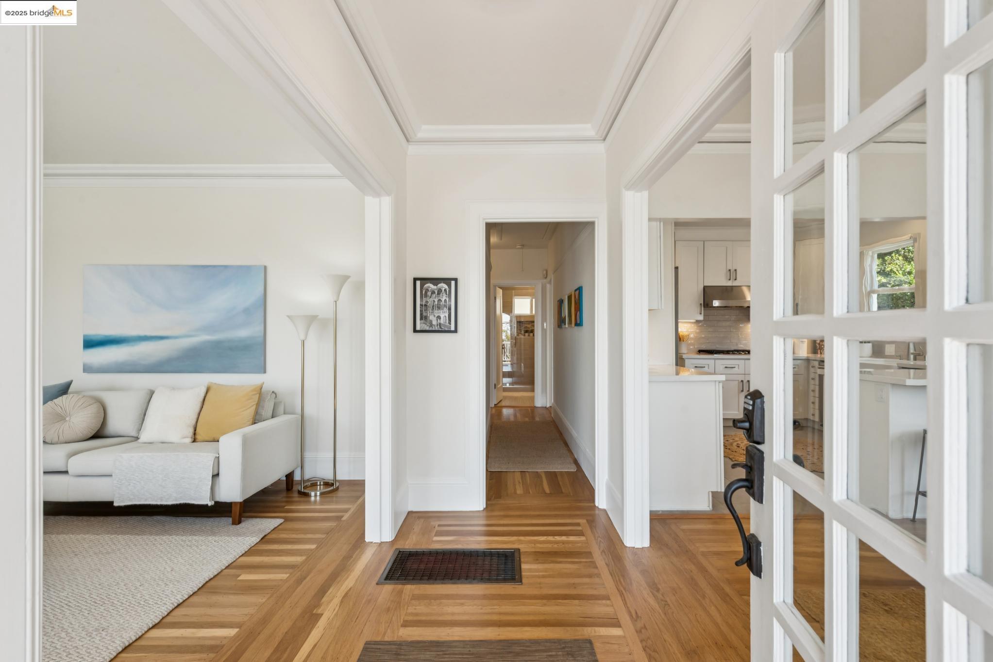 911 San Benito Rd, Berkeley, California 94707, 4 Bedrooms Bedrooms, 7 Rooms Rooms,2 BathroomsBathrooms,Residential,For Sale,911 San Benito Rd,41106445