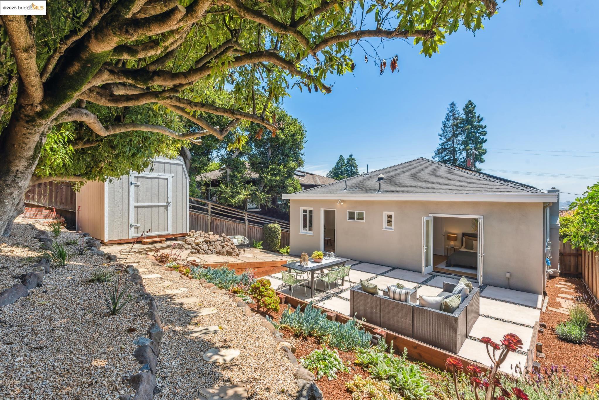 911 San Benito Rd, Berkeley, California 94707, 4 Bedrooms Bedrooms, 7 Rooms Rooms,2 BathroomsBathrooms,Residential,For Sale,911 San Benito Rd,41106445