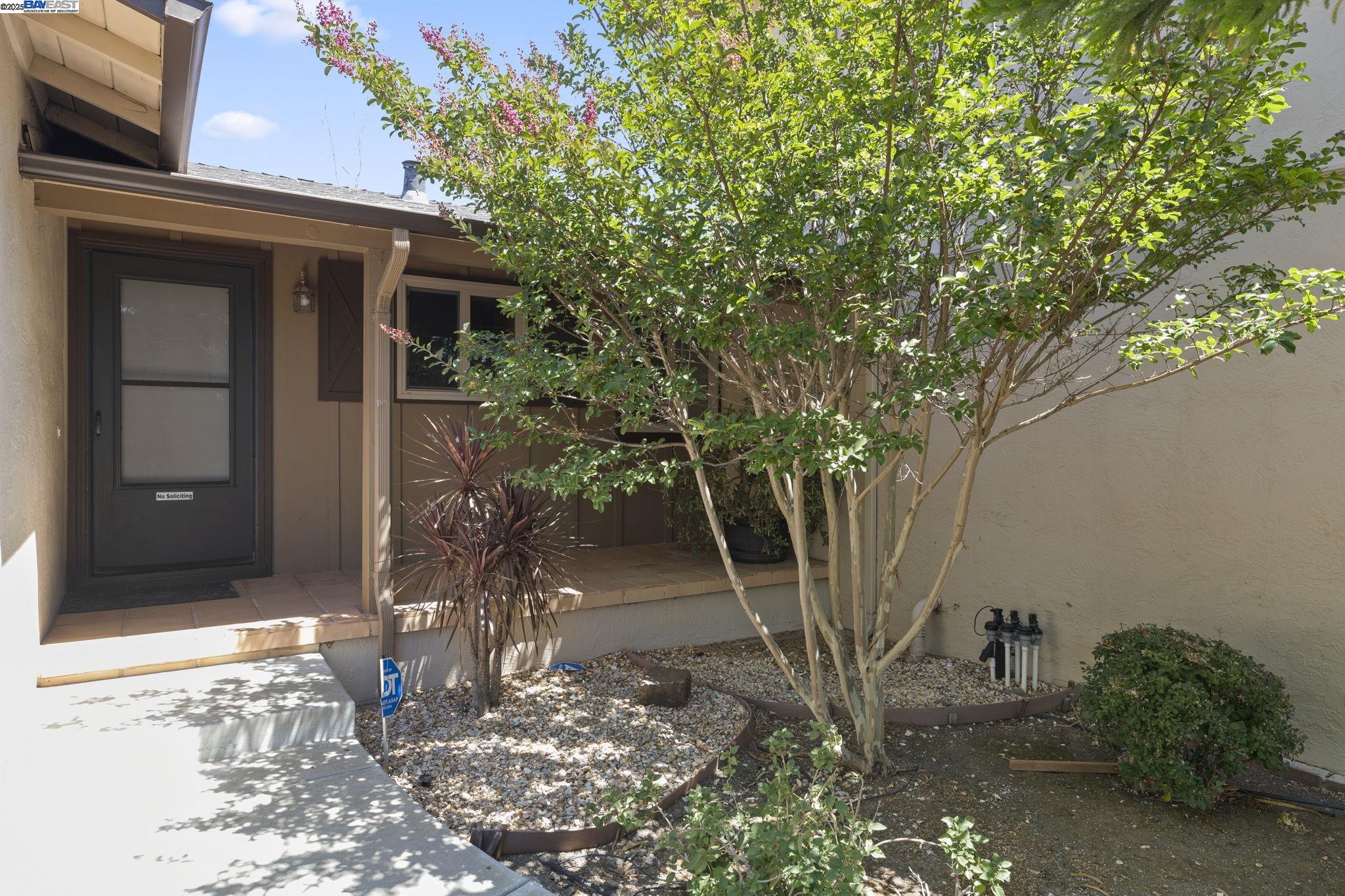 1128 Verona Ave, Livermore, California 94550, 4 Bedrooms Bedrooms, 7 Rooms Rooms,3 BathroomsBathrooms,Residential,For Sale,1128 Verona Ave,41106446