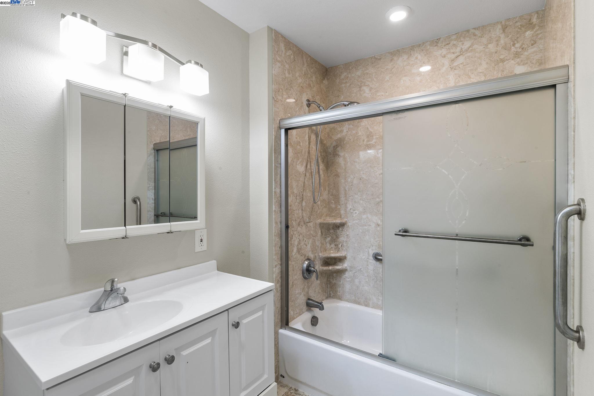 1128 Verona Ave, Livermore, California 94550, 4 Bedrooms Bedrooms, 7 Rooms Rooms,3 BathroomsBathrooms,Residential,For Sale,1128 Verona Ave,41106446