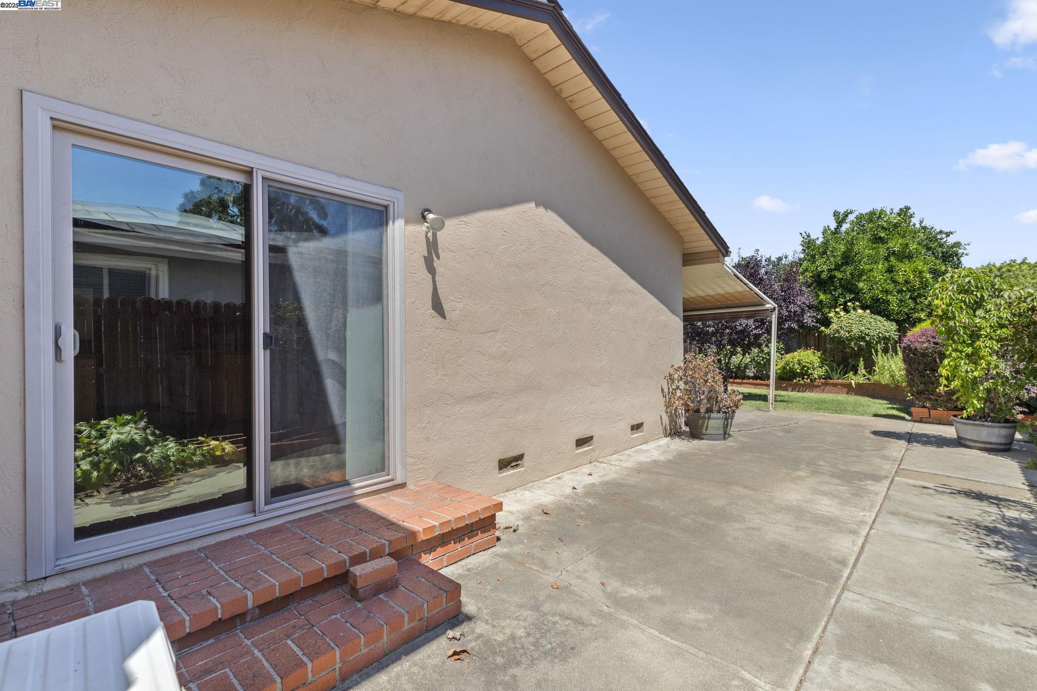 1128 Verona Ave, Livermore, California 94550, 4 Bedrooms Bedrooms, 7 Rooms Rooms,3 BathroomsBathrooms,Residential,For Sale,1128 Verona Ave,41106446