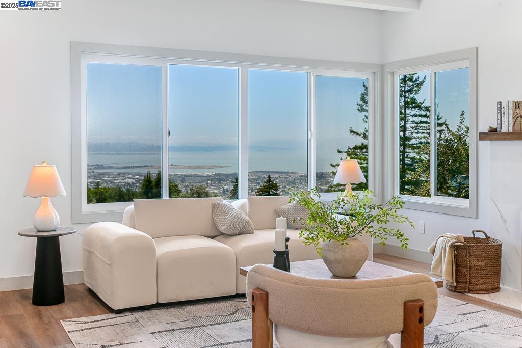 411 Vassar Ave, Berkeley, California 94708, 3 Bedrooms Bedrooms, 6 Rooms Rooms,3 BathroomsBathrooms,Residential,For Sale,411 Vassar Ave,41106448