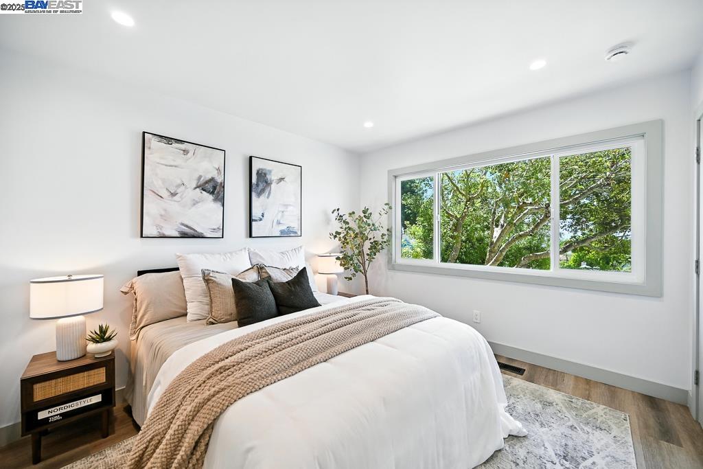 411 Vassar Ave, Berkeley, California 94708, 3 Bedrooms Bedrooms, 6 Rooms Rooms,3 BathroomsBathrooms,Residential,For Sale,411 Vassar Ave,41106448
