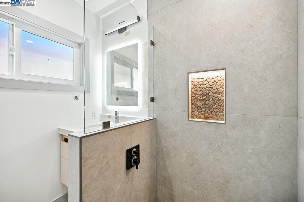 411 Vassar Ave, Berkeley, California 94708, 3 Bedrooms Bedrooms, 6 Rooms Rooms,3 BathroomsBathrooms,Residential,For Sale,411 Vassar Ave,41106448