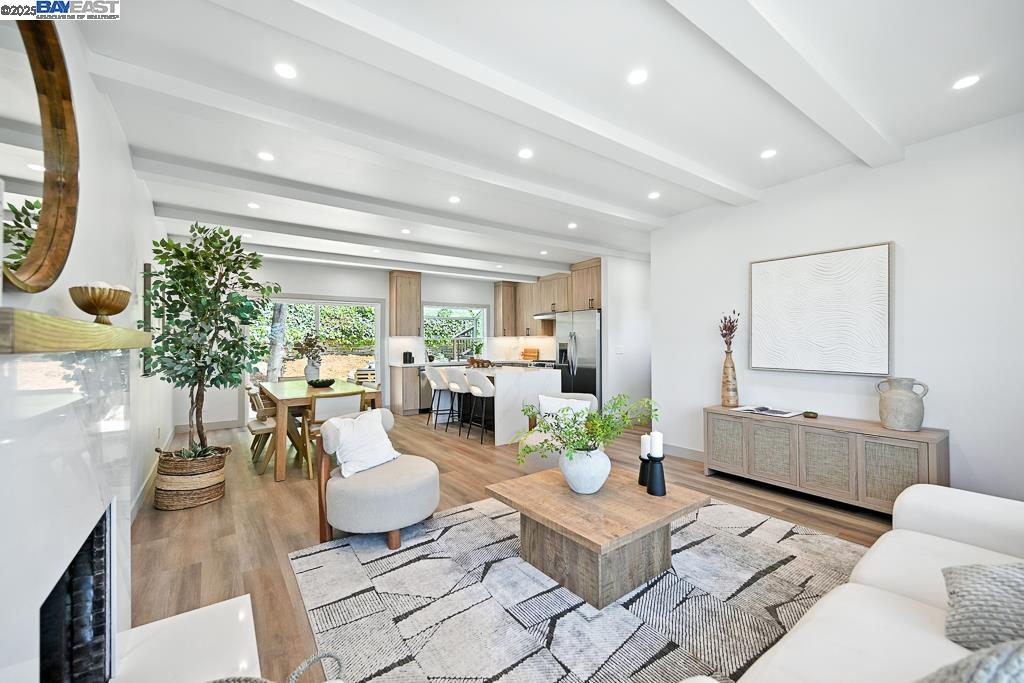 411 Vassar Ave, Berkeley, California 94708, 3 Bedrooms Bedrooms, 6 Rooms Rooms,3 BathroomsBathrooms,Residential,For Sale,411 Vassar Ave,41106448