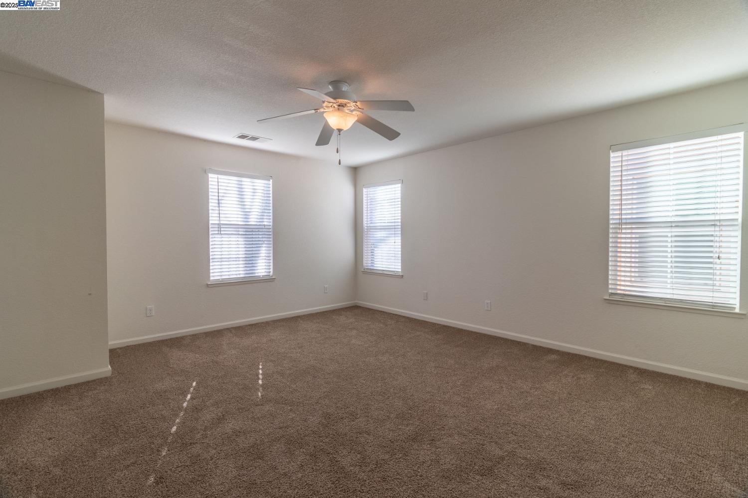 Detail Gallery Image 20 of 38 For 1526 Cat Tail Dr, Stockton,  CA 95204 - 4 Beds | 2/1 Baths
