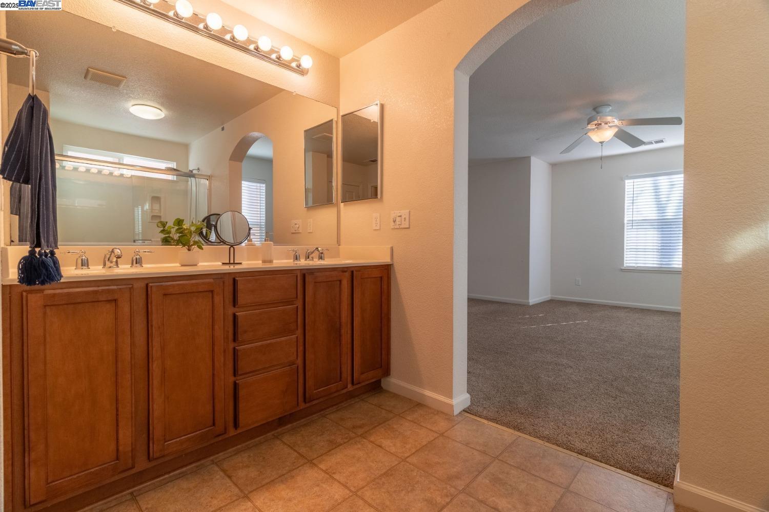 Detail Gallery Image 25 of 38 For 1526 Cat Tail Dr, Stockton,  CA 95204 - 4 Beds | 2/1 Baths
