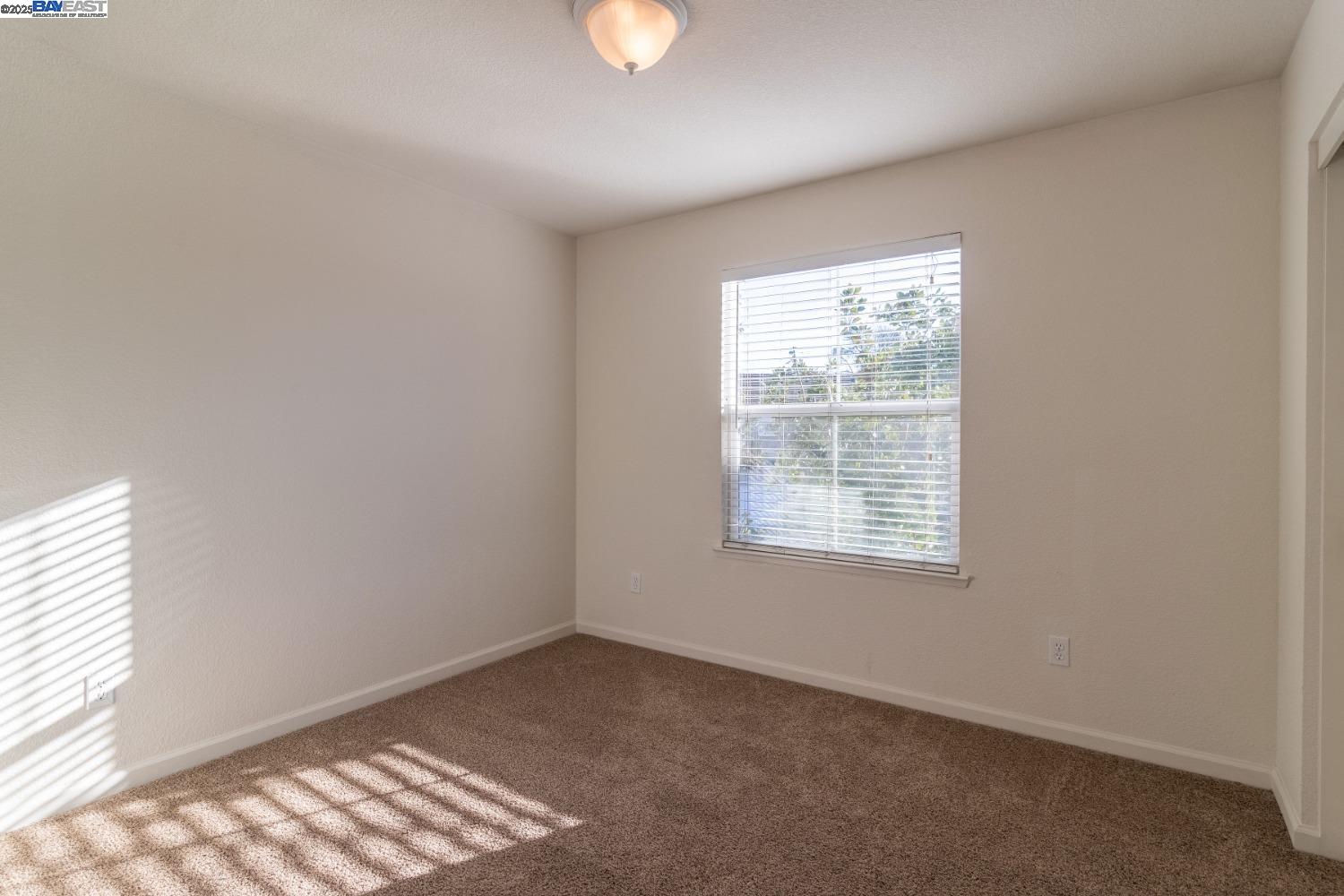 Detail Gallery Image 27 of 38 For 1526 Cat Tail Dr, Stockton,  CA 95204 - 4 Beds | 2/1 Baths