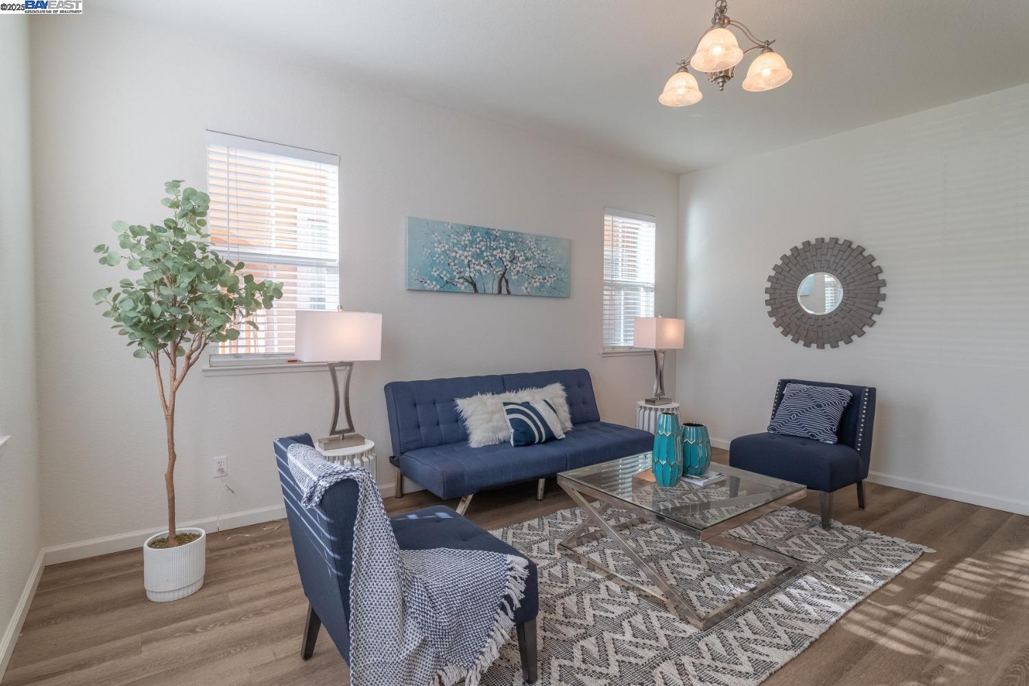 Detail Gallery Image 7 of 38 For 1526 Cat Tail Dr, Stockton,  CA 95204 - 4 Beds | 2/1 Baths