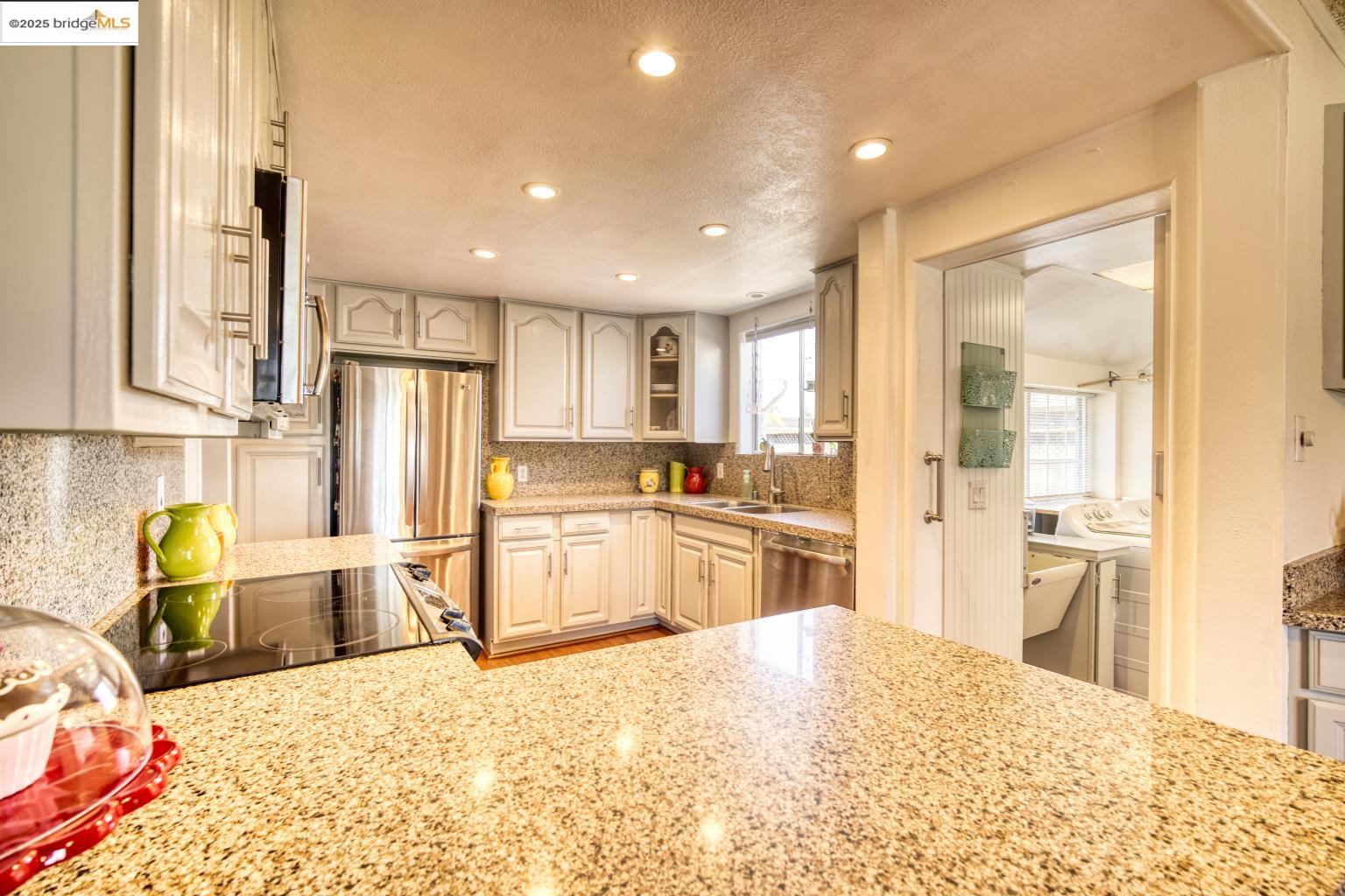 Detail Gallery Image 27 of 52 For 2821 Ponderosa  Drive, Concord,  CA 94520 - 3 Beds | 1 Baths
