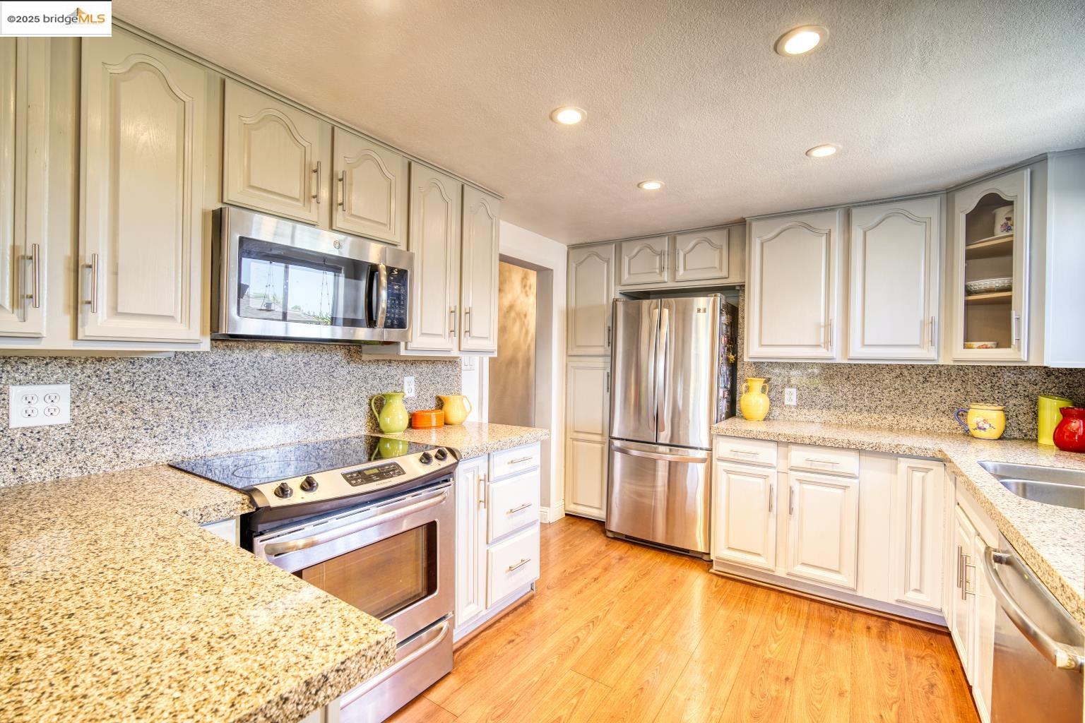 Detail Gallery Image 28 of 52 For 2821 Ponderosa  Drive, Concord,  CA 94520 - 3 Beds | 1 Baths