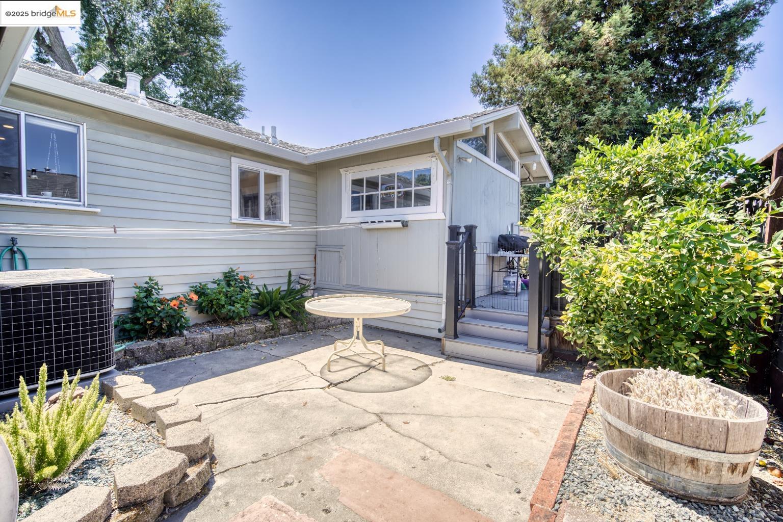 Detail Gallery Image 35 of 52 For 2821 Ponderosa  Drive, Concord,  CA 94520 - 3 Beds | 1 Baths