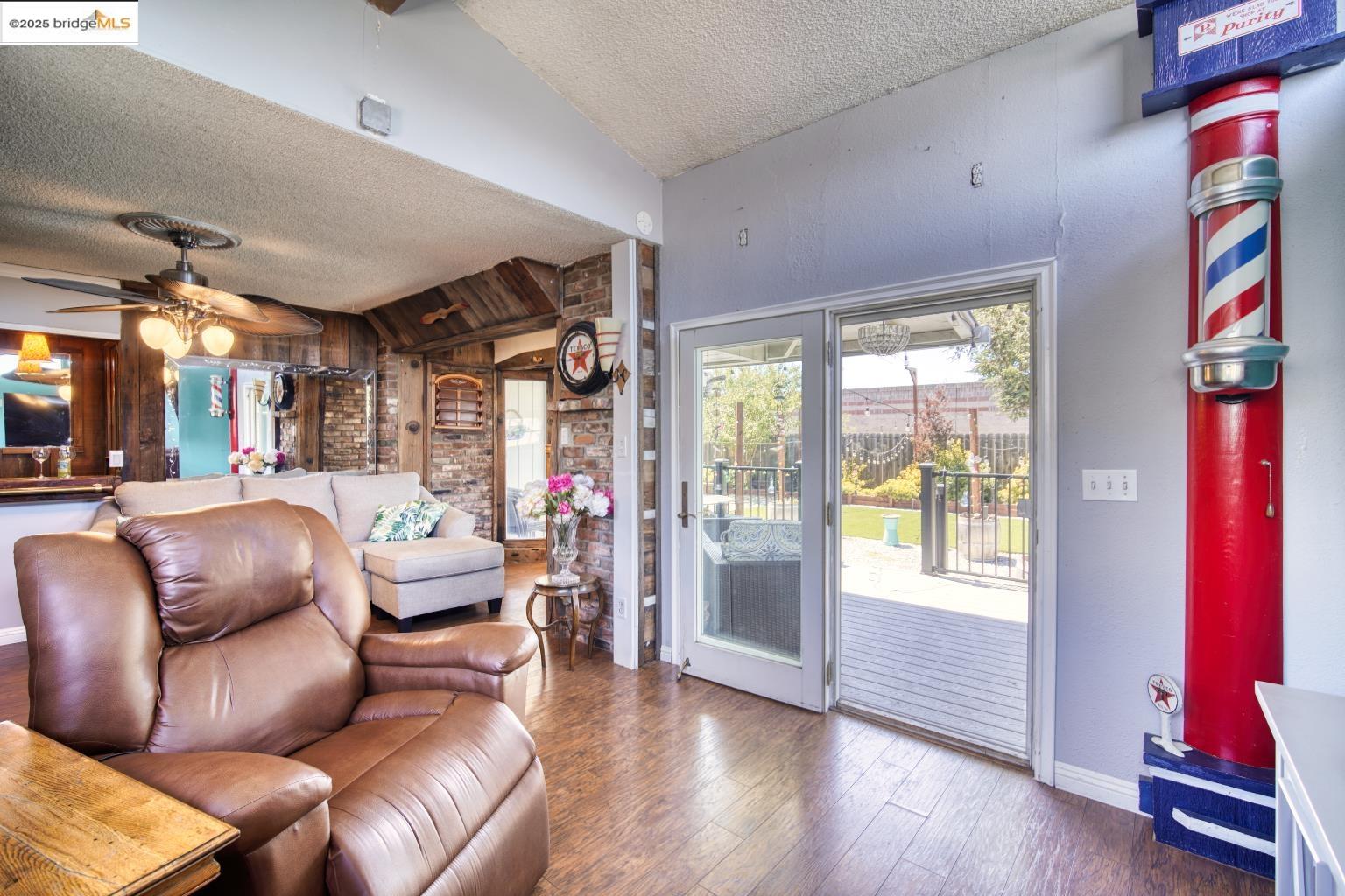 Detail Gallery Image 51 of 52 For 2821 Ponderosa  Drive, Concord,  CA 94520 - 3 Beds | 1 Baths