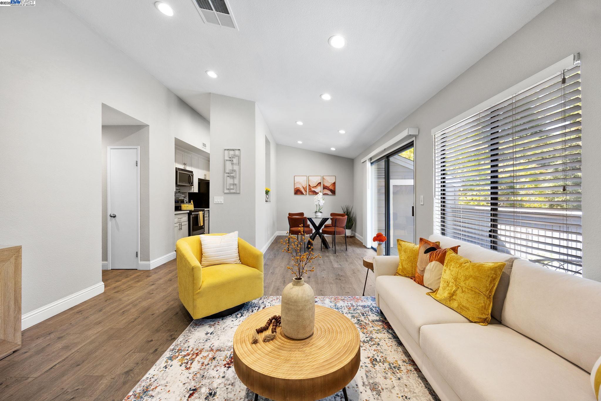 Photo #5: 41106460 Listing 