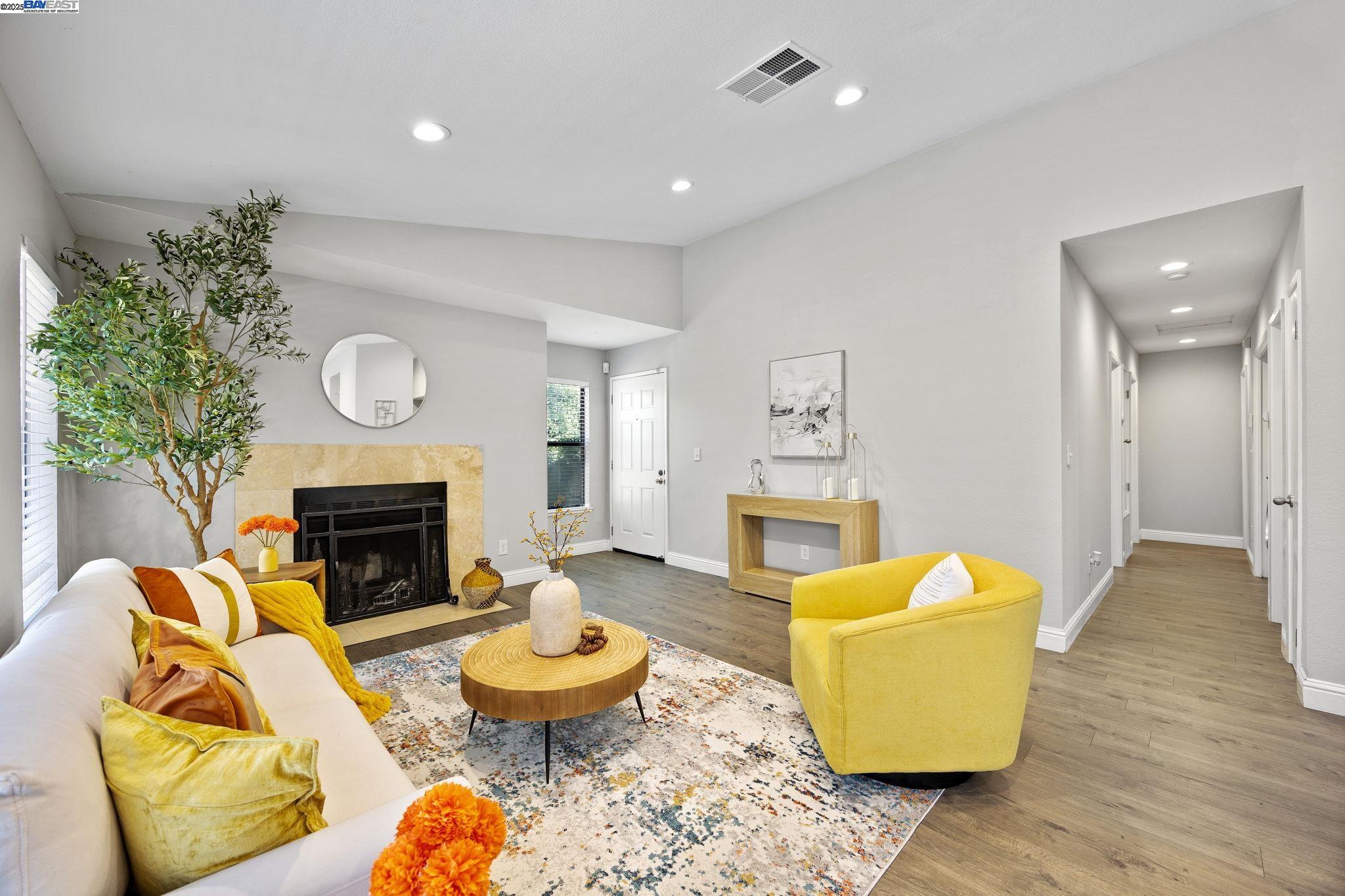 Photo #7: 41106460 Listing: Photo #7