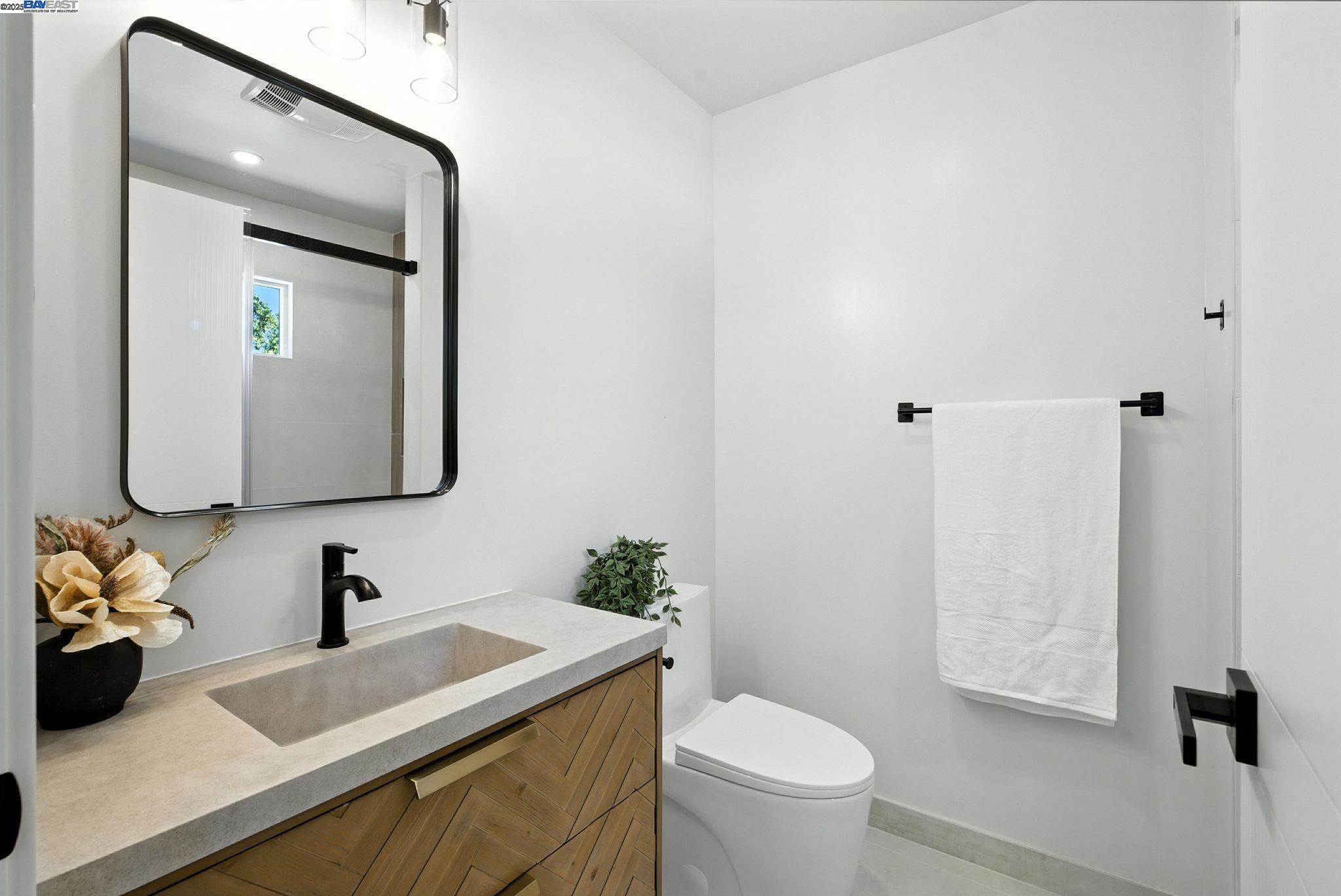 Detail Gallery Image 18 of 37 For 1173 Myrtle Dr, Sunnyvale,  CA 94086 - 4 Beds | 3 Baths