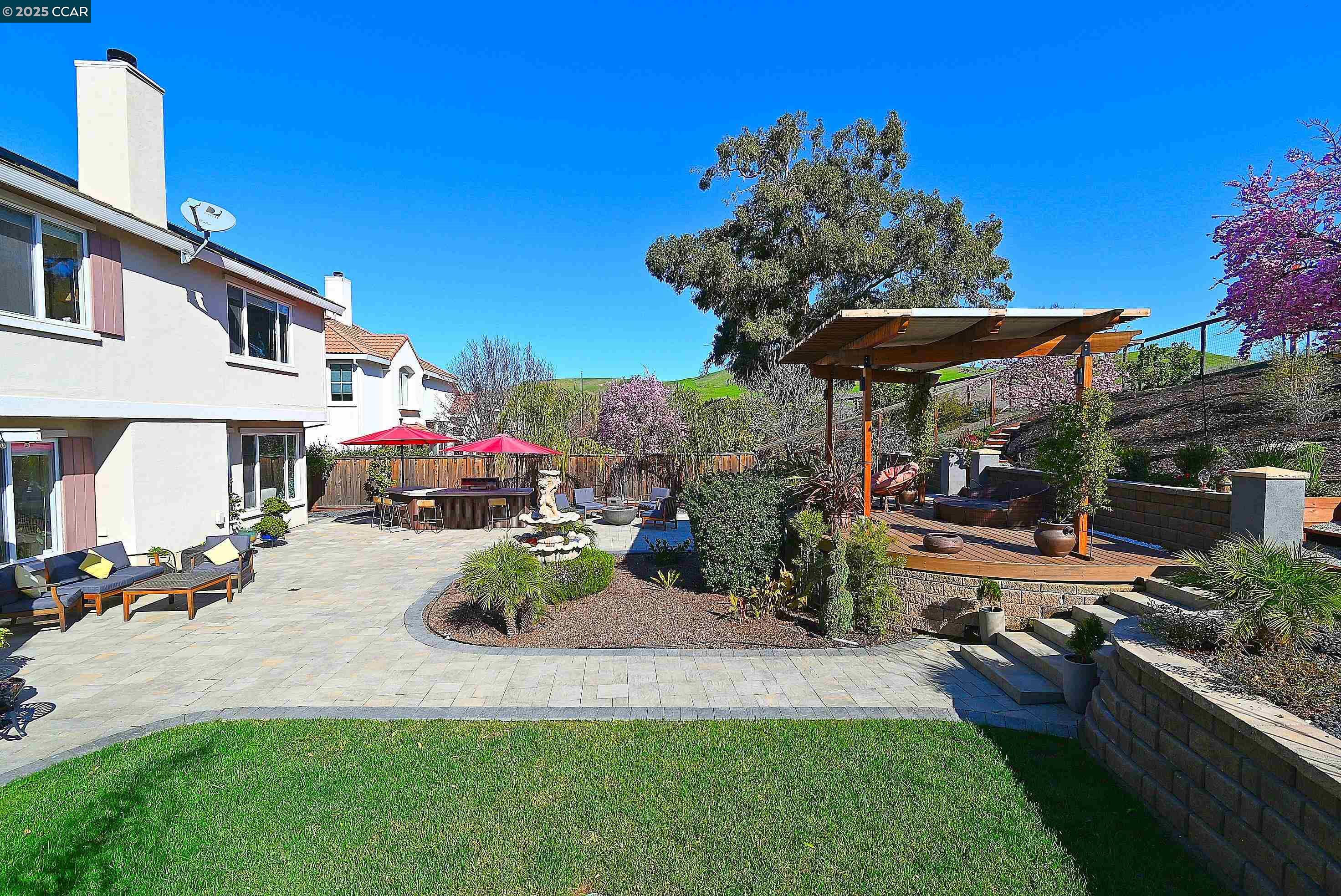 Detail Gallery Image 37 of 55 For 829 Deer Spring Cir, Concord,  CA 94521 - 5 Beds | 2/1 Baths