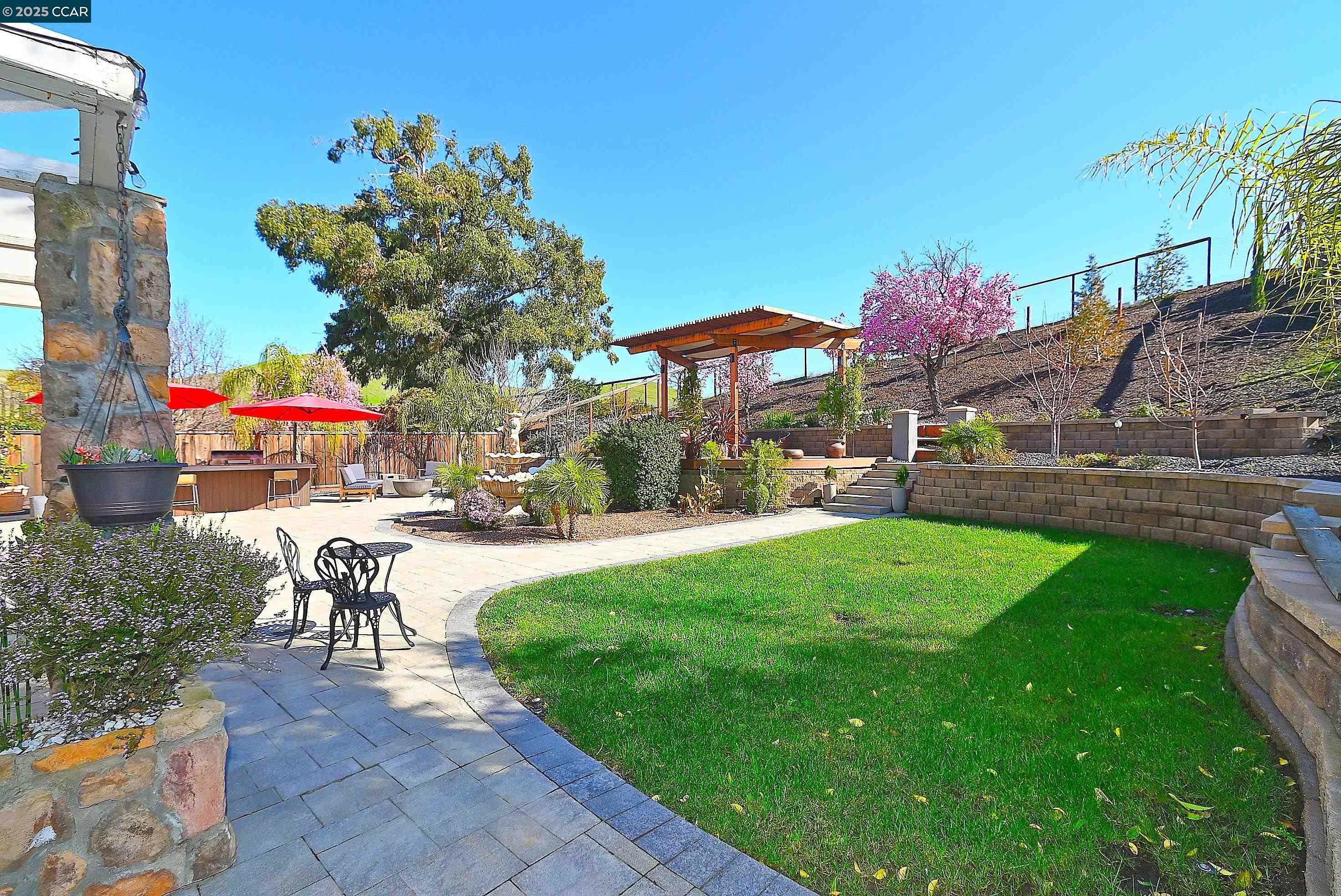 Detail Gallery Image 43 of 55 For 829 Deer Spring Cir, Concord,  CA 94521 - 5 Beds | 2/1 Baths