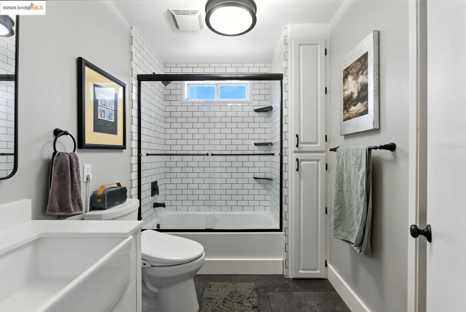 Detail Gallery Image 17 of 56 For 1647 B St, Napa,  CA 94559 - 3 Beds | 1 Baths