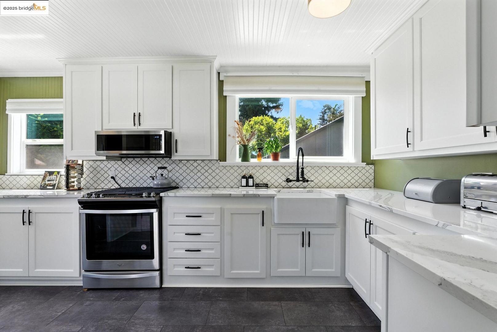 Detail Gallery Image 22 of 56 For 1647 B St, Napa,  CA 94559 - 3 Beds | 1 Baths