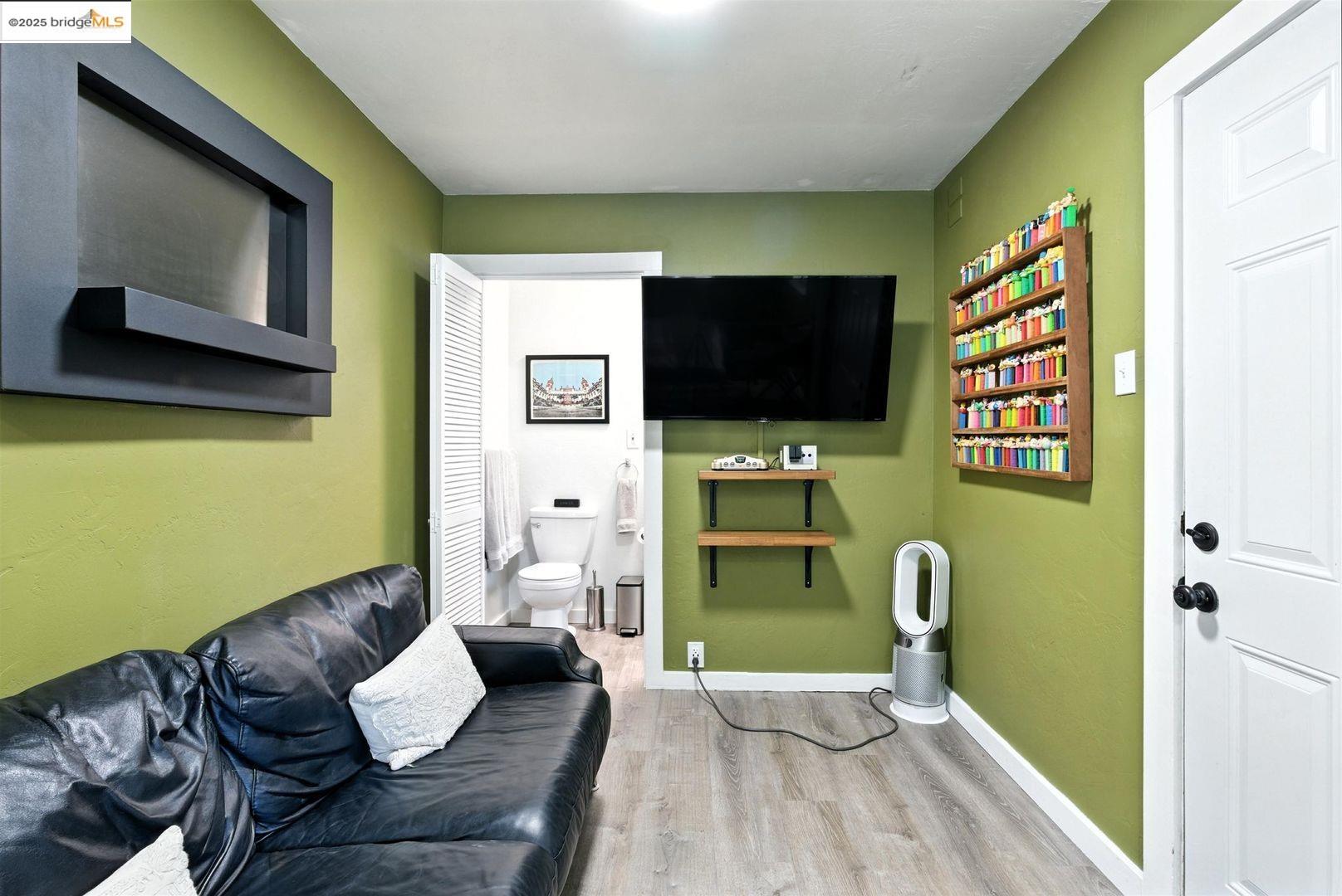Detail Gallery Image 36 of 56 For 1647 B St, Napa,  CA 94559 - 3 Beds | 1 Baths