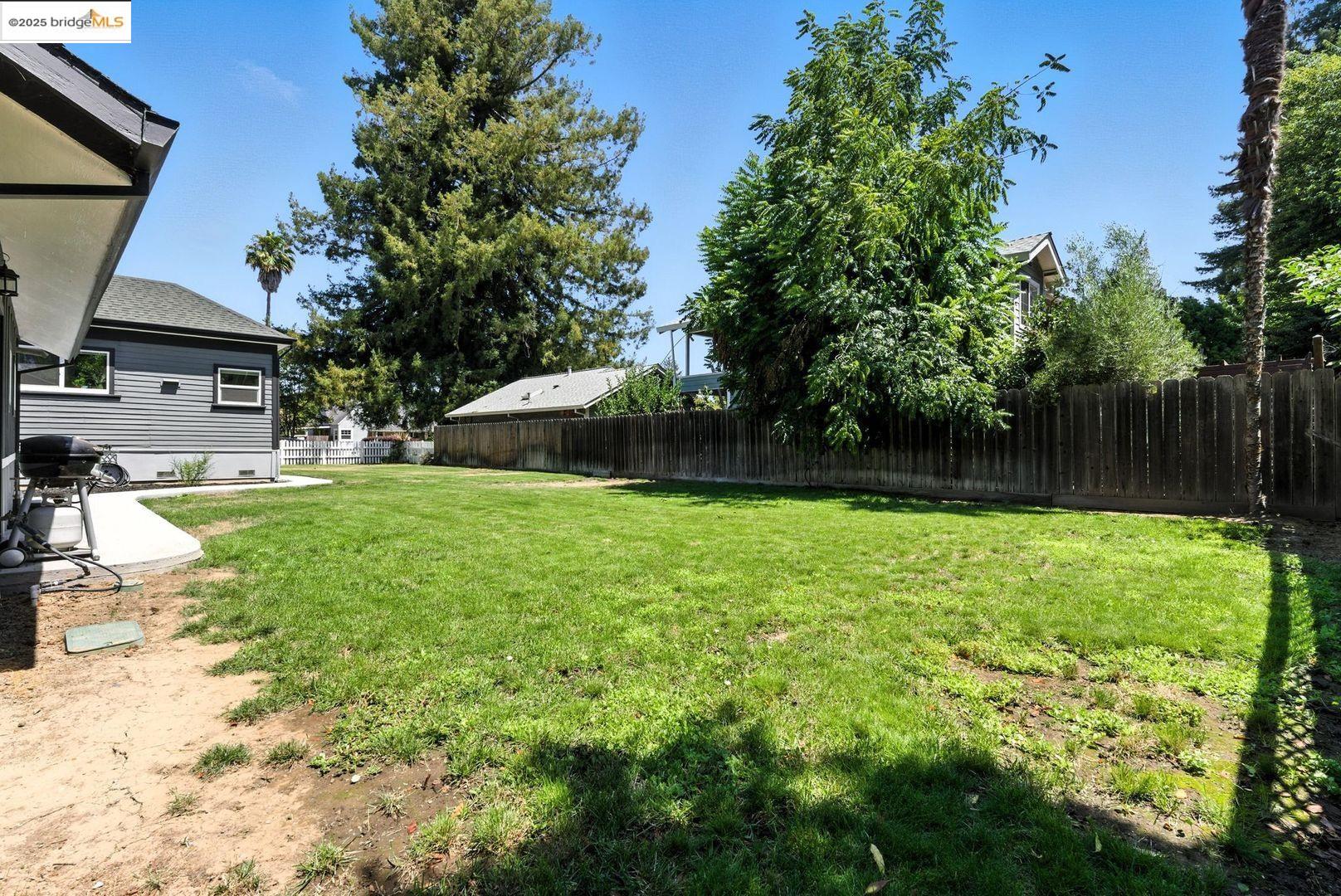 Detail Gallery Image 46 of 56 For 1647 B St, Napa,  CA 94559 - 3 Beds | 1 Baths
