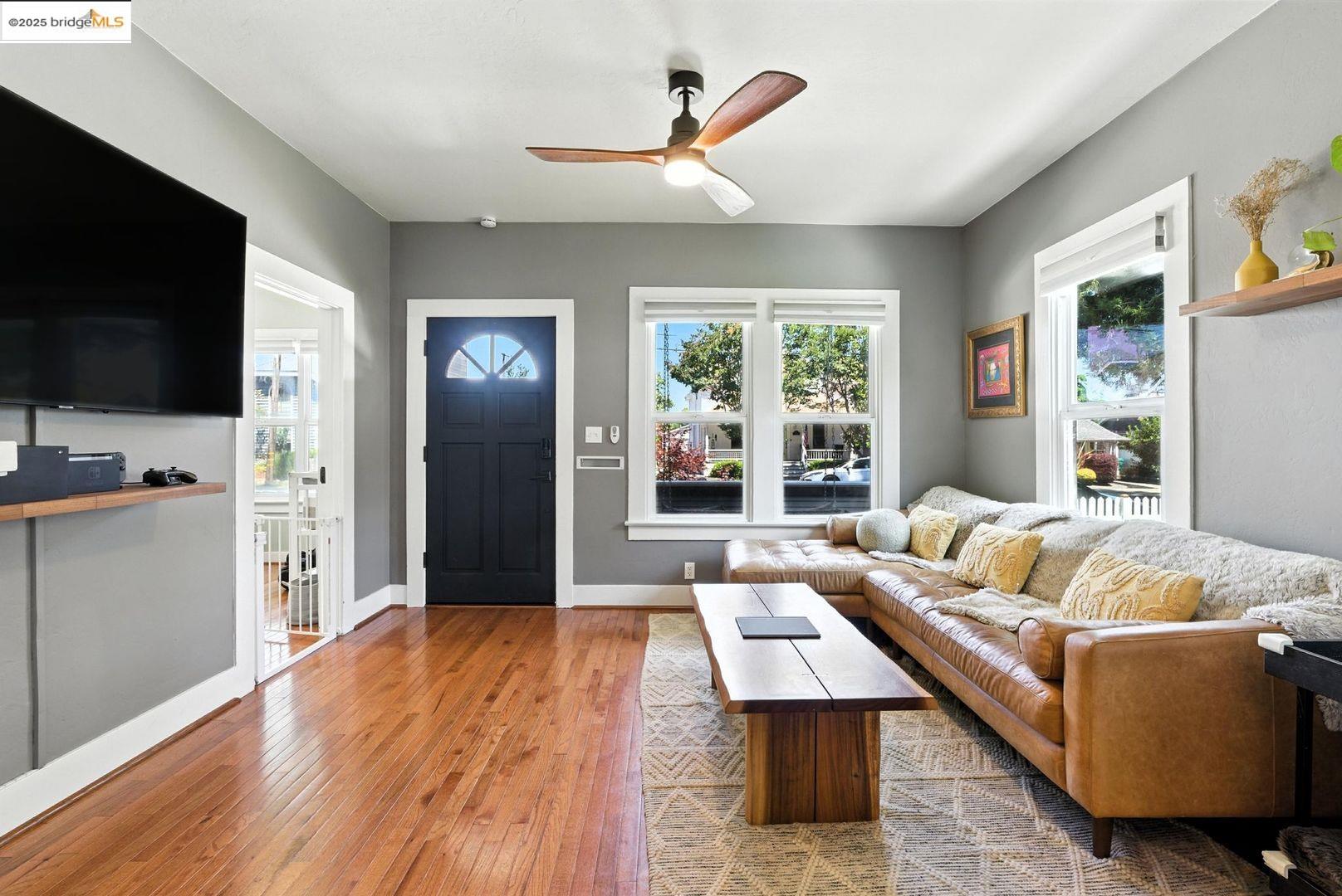 Detail Gallery Image 7 of 56 For 1647 B St, Napa,  CA 94559 - 3 Beds | 1 Baths