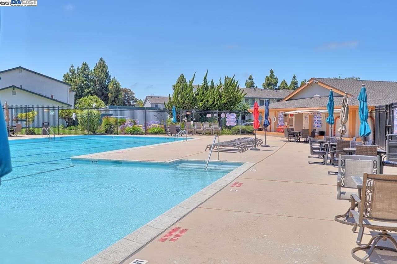 Photo #3: 41106471 Listing 