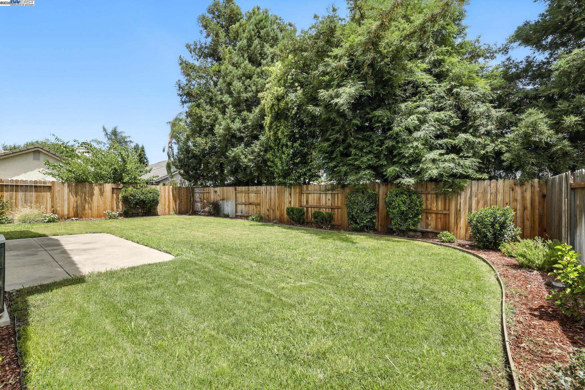 Detail Gallery Image 42 of 43 For 10169 Archley Ct, Elk Grove,  CA 95624 - 3 Beds | 3 Baths