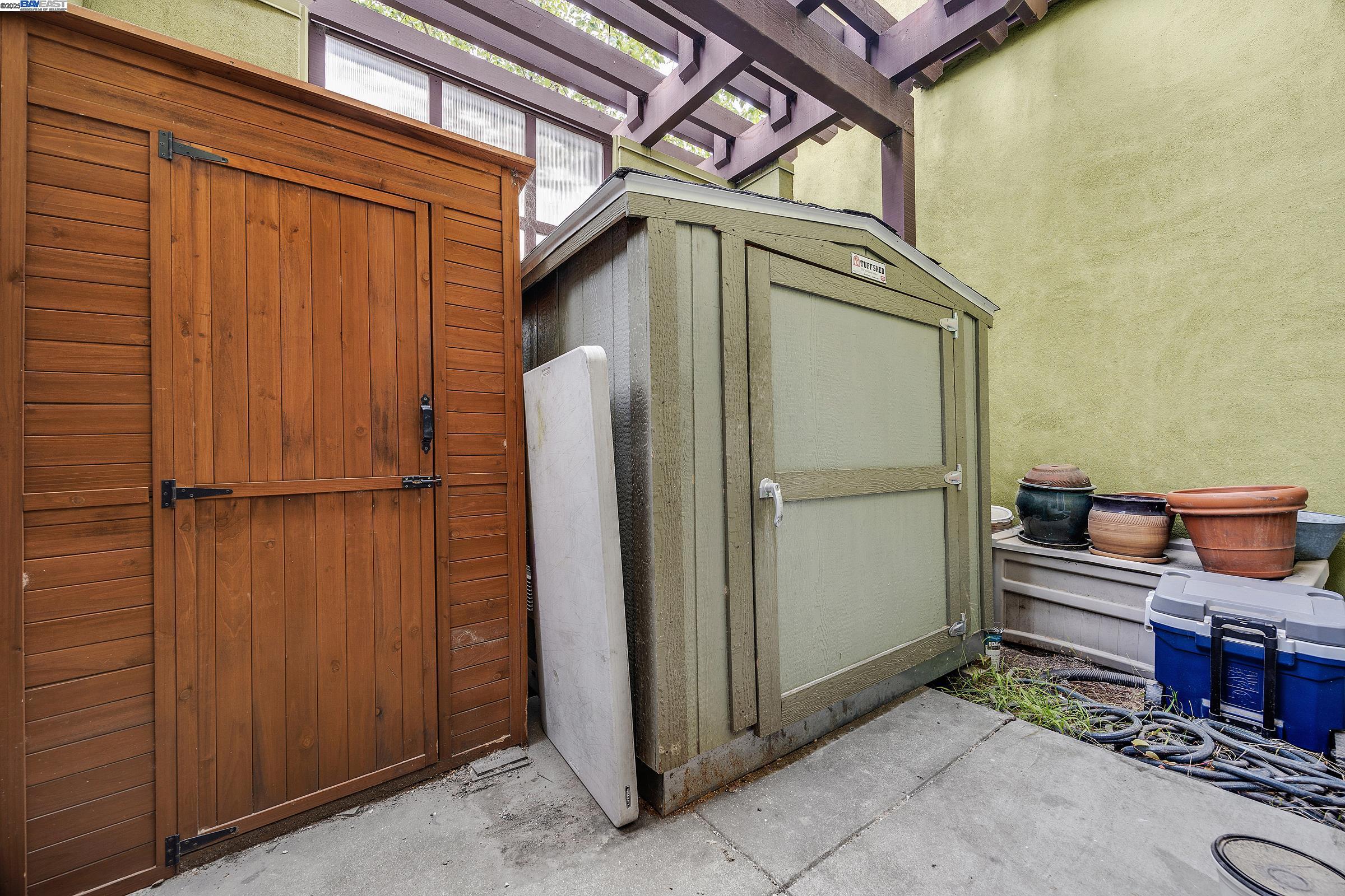 Detail Gallery Image 18 of 22 For 4816 San Pablo Ave, Emeryville,  CA 94608 - 2 Beds | 1/1 Baths
