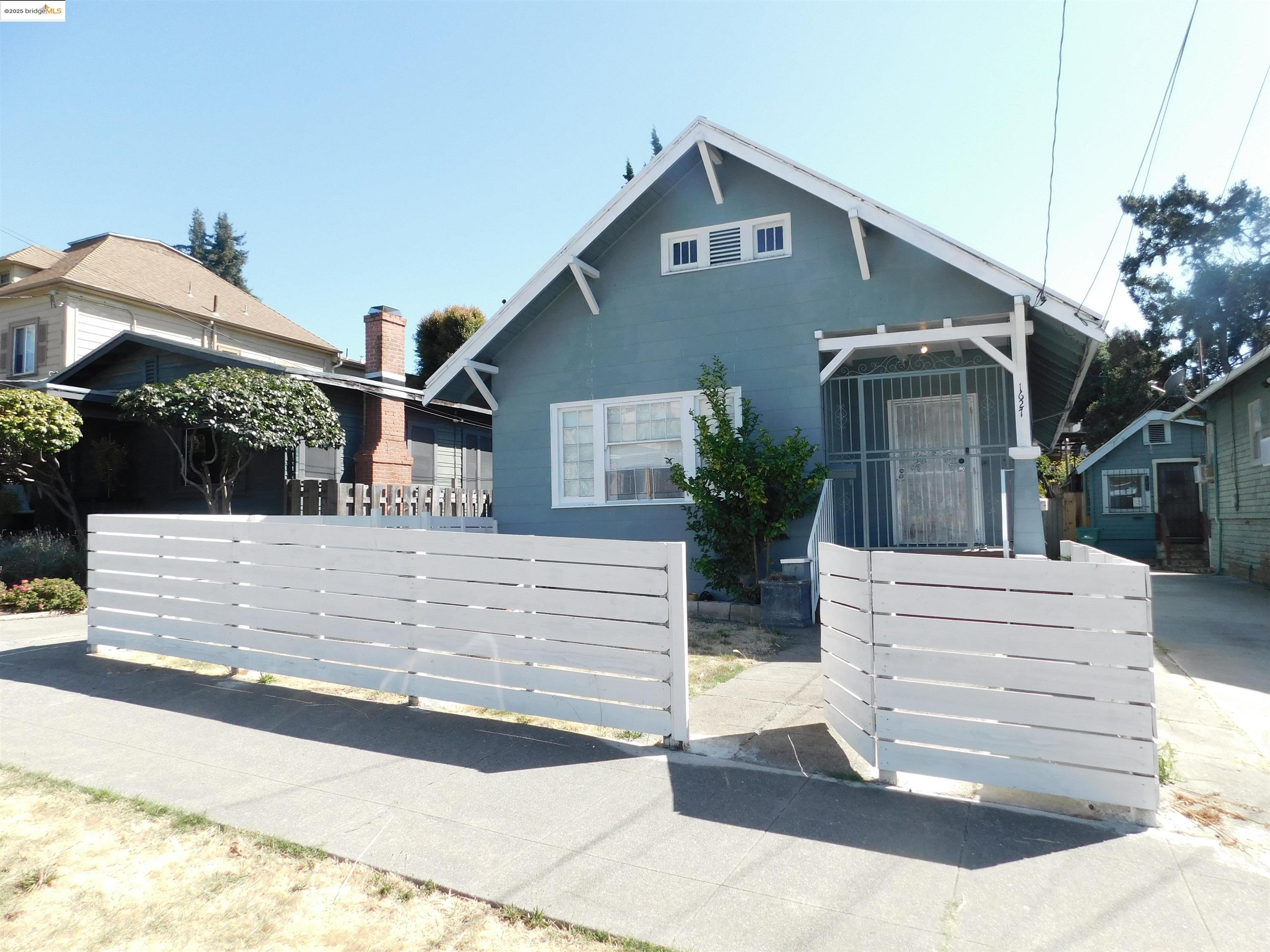 Front Image Thumbnail for EB41106479