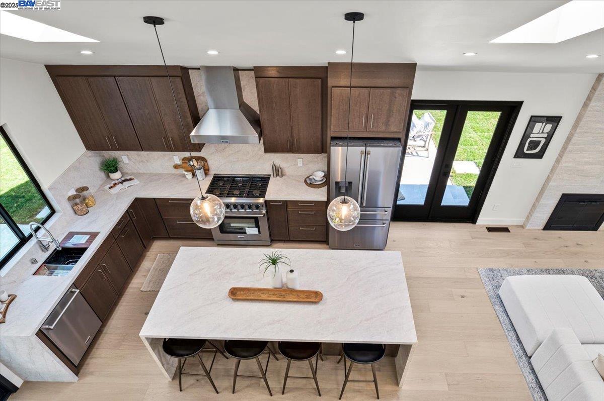 Detail Gallery Image 34 of 59 For 2162 Orin Ln, Pleasant Hill,  CA 94523 - 5 Beds | 3/1 Baths