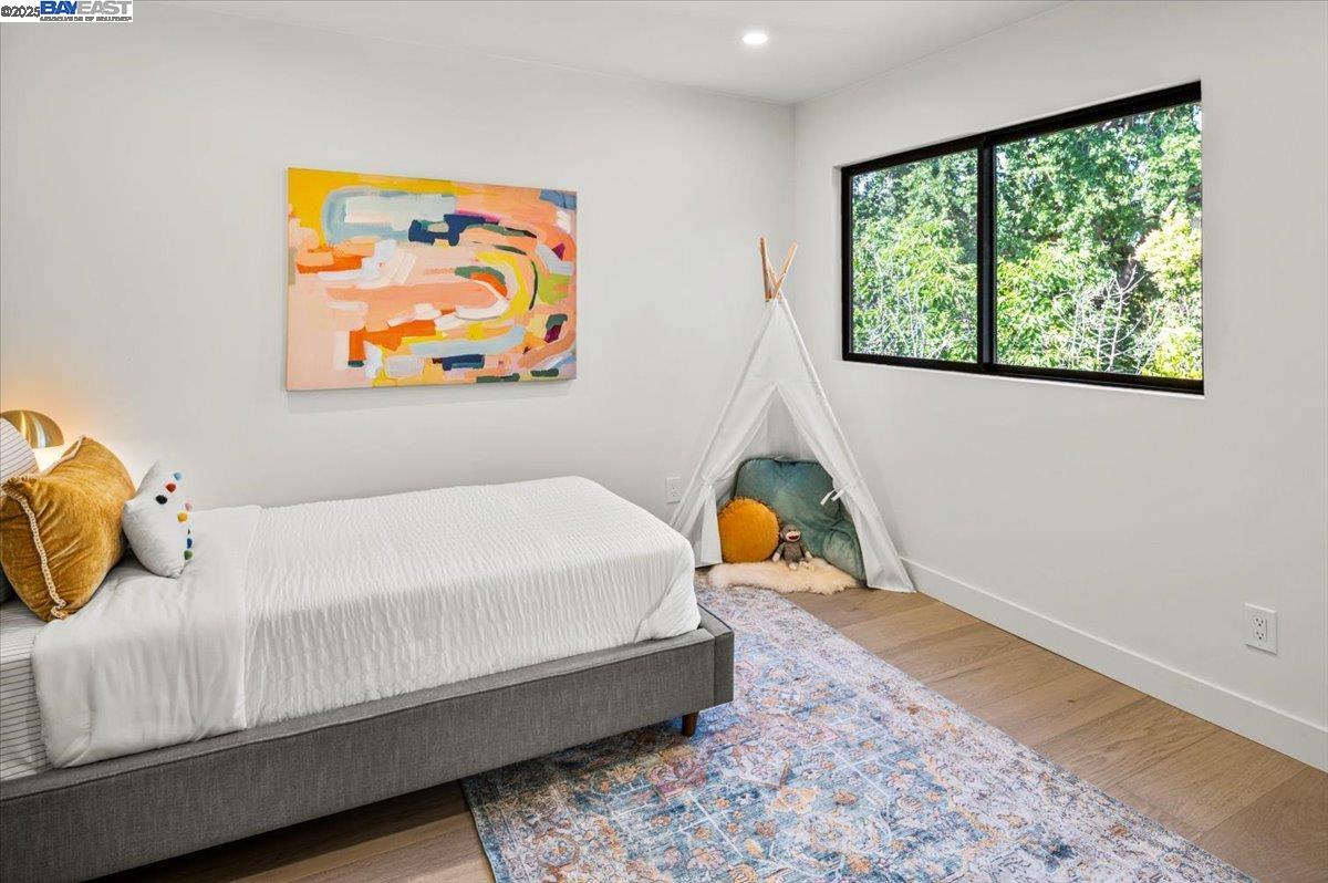 Detail Gallery Image 46 of 59 For 2162 Orin Ln, Pleasant Hill,  CA 94523 - 5 Beds | 3/1 Baths
