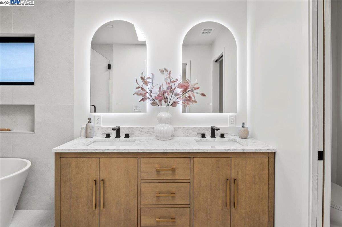 Detail Gallery Image 51 of 59 For 2162 Orin Ln, Pleasant Hill,  CA 94523 - 5 Beds | 3/1 Baths