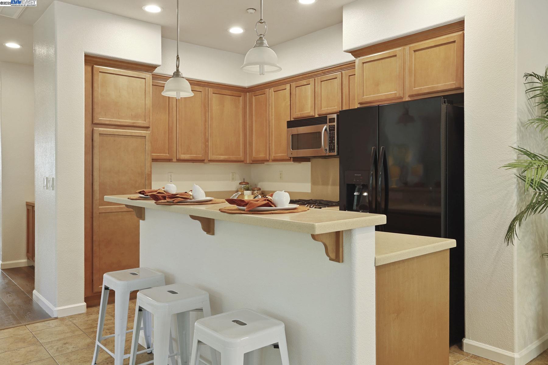 Detail Gallery Image 10 of 39 For 292 W Lucita Way, Mountain House,  CA 95391 - 2 Beds | 2 Baths